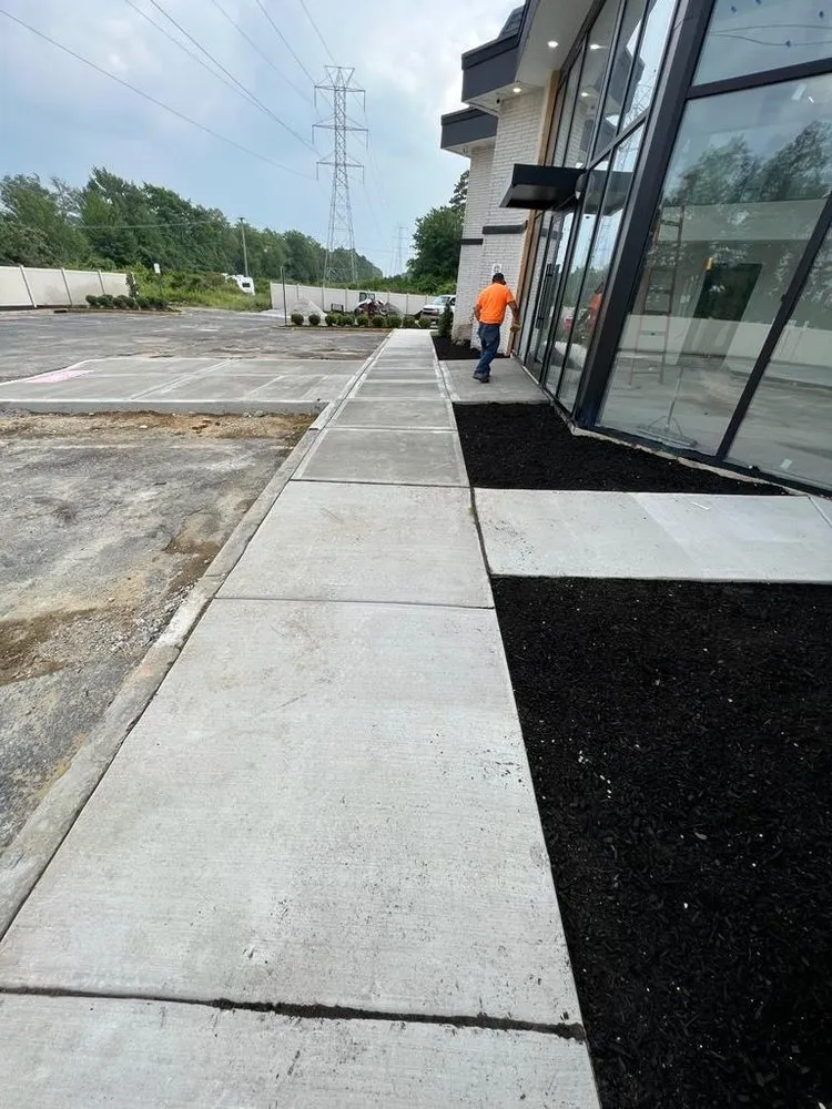 Top-rated landscaping services near you in Trenton, NJ by A & L Commercial Cleaning Service