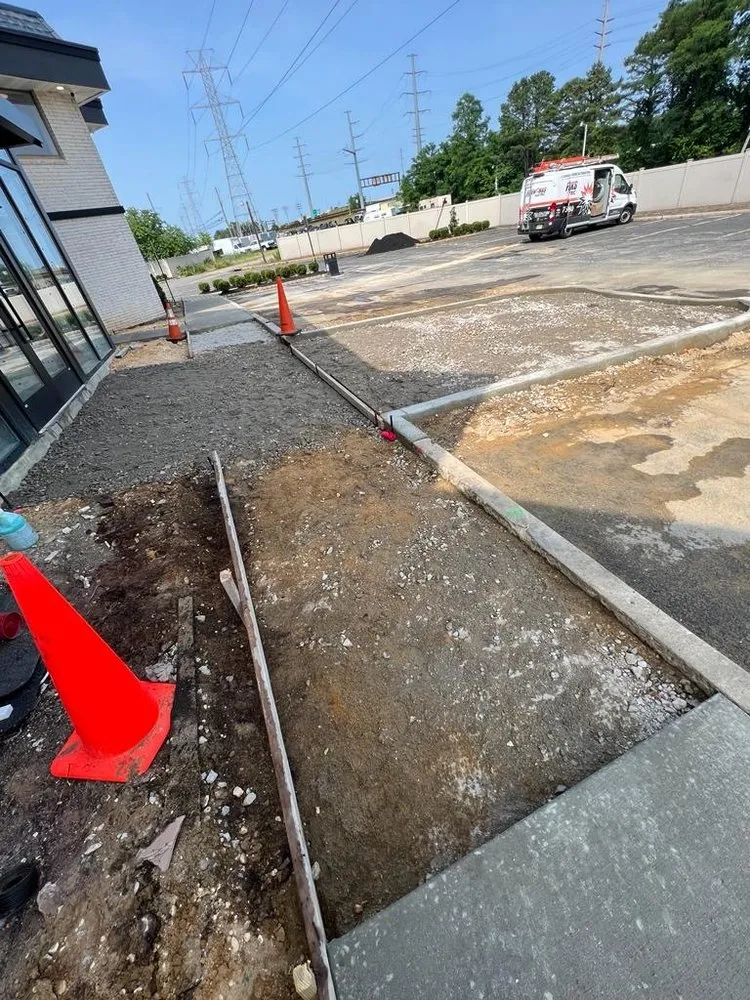 Affordable yard cleanup service in Trenton, NJ - A & L Commercial Cleaning Service