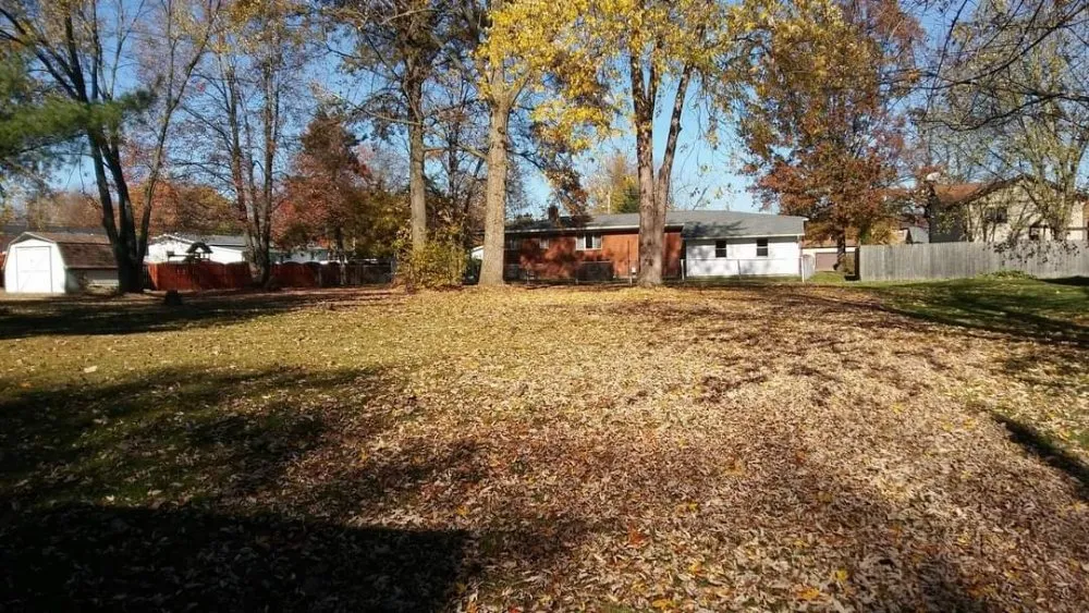 Custom garden landscaping in Niles, OH by A & L Lawn Care