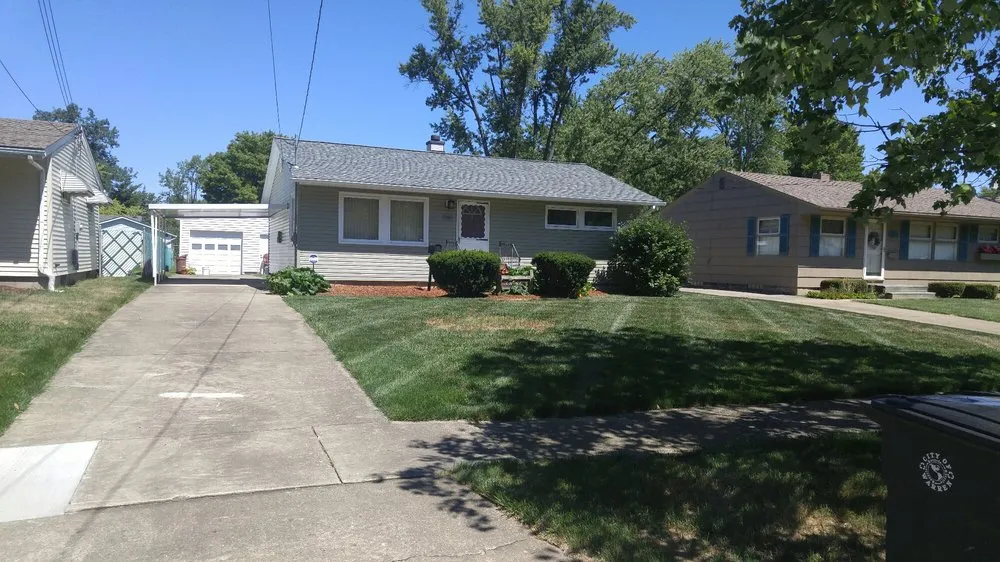 Reliable landscaping services experts serving Niles, OH - A & L Lawn Care