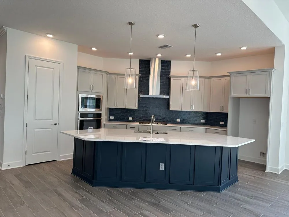 Trusted yard cleanup service for beautiful yards in Jacksonville, FL by A & L Tile & Remodeling