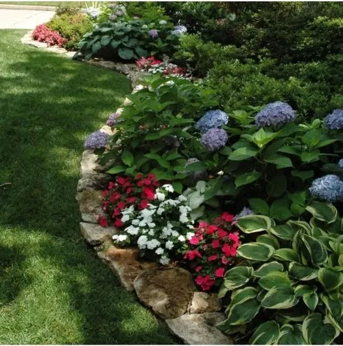 Reliable landscaping services for outdoor upgrades in Federal Way, WA by A & M Landscape