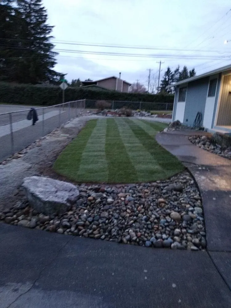 Reliable landscape design for year-round maintenance in Federal Way, WA by A & M Landscape