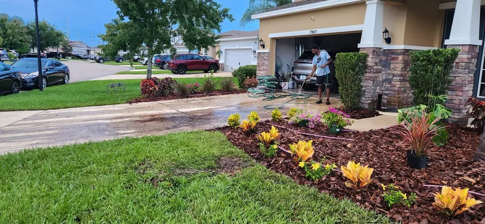 Expert outdoor landscaping for beautiful yards in Sarasota, FL by A & M Landscaping And Design