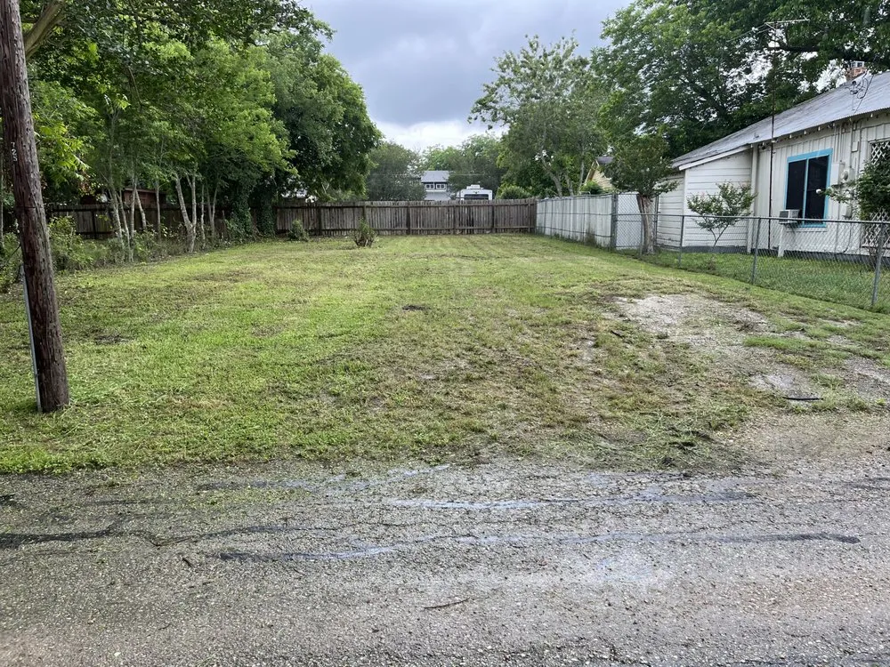 Local lawn mowing service in Buda, TX - A & M Landscaping