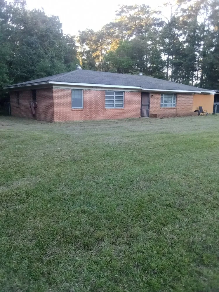 Expert lawn care service near you across Laurel, MS - A & M Lawn Services