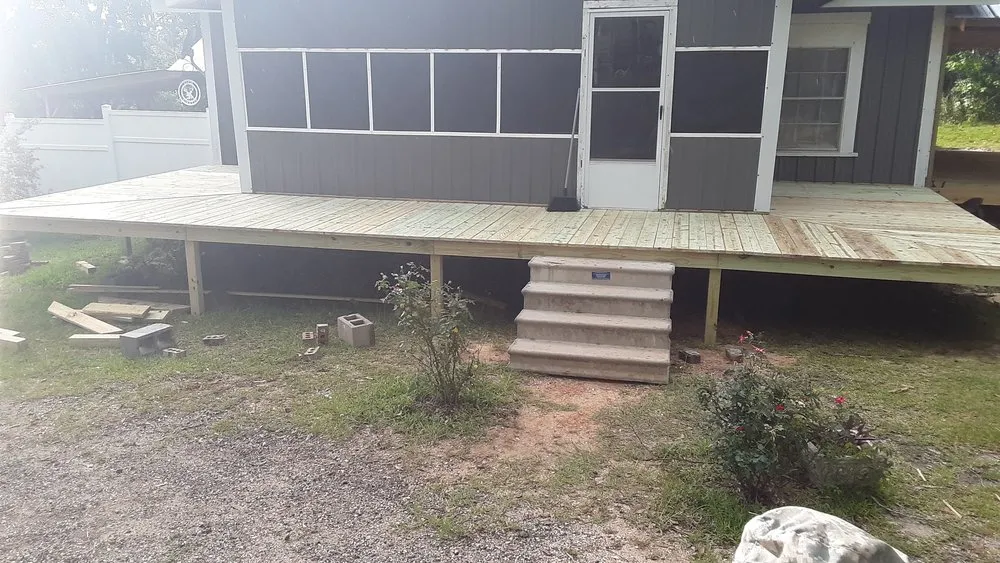 Professional lawn mowing service experts serving Laurel, MS - A & M Lawn Services