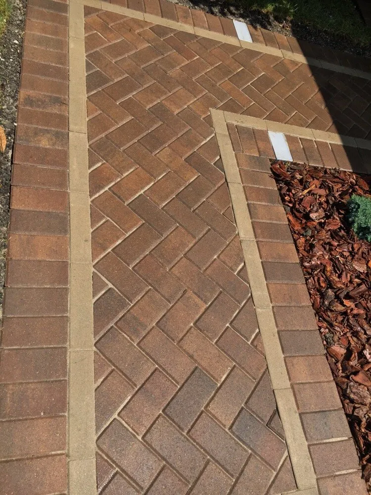 Affordable lawn mowing service in Markham, IL by A & N Hardscape Landscaping