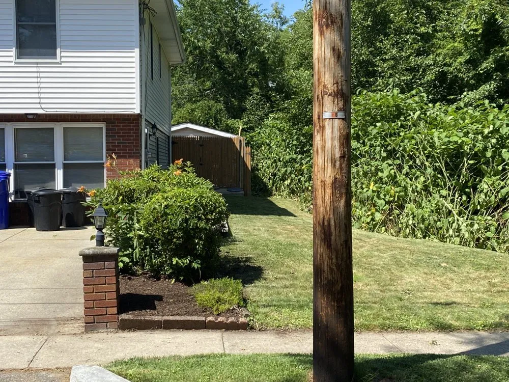 Reliable lawn mowing service with custom design across Lincoln, RI - A & R Frontage Care