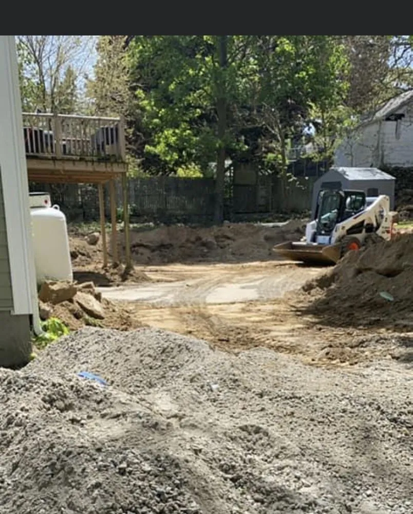 Local yard maintenance for beautiful yards in Lincoln, RI by A & R Frontage Care