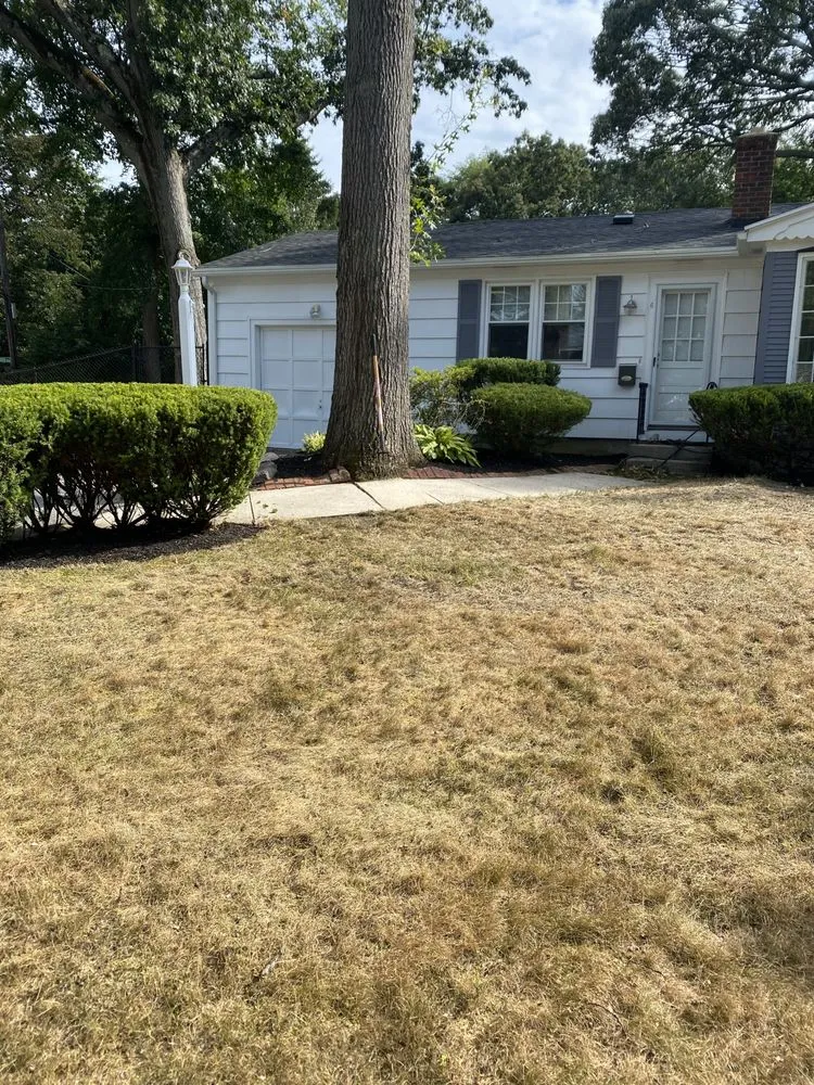 Local residential landscaping in Lincoln, RI - A & R Frontage Care