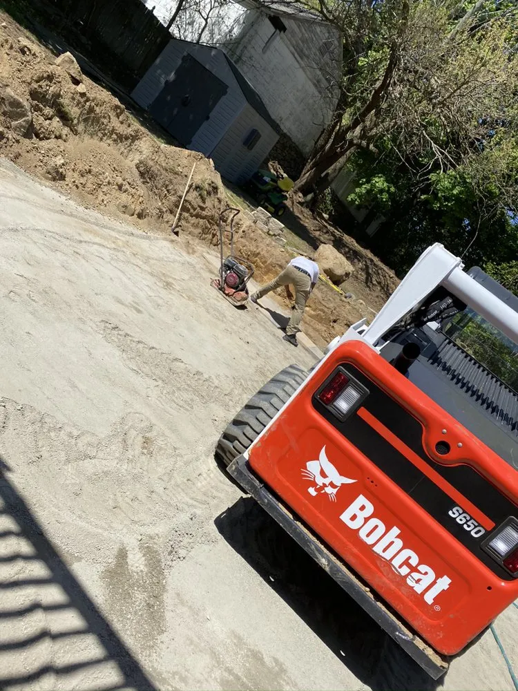 Reliable yard maintenance experts serving Lincoln, RI - A & R Frontage Care