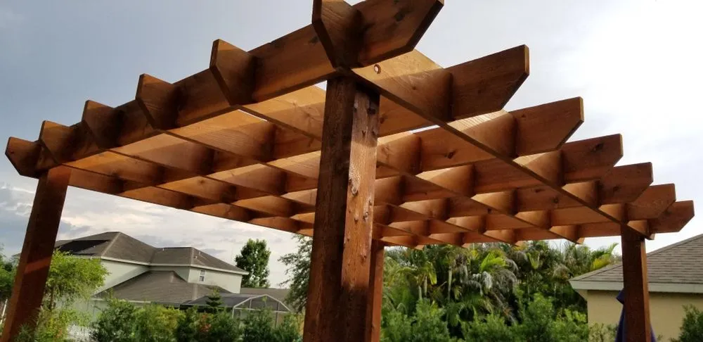 Professional yard maintenance in Oviedo, FL - A & R Landscaping and Lighting