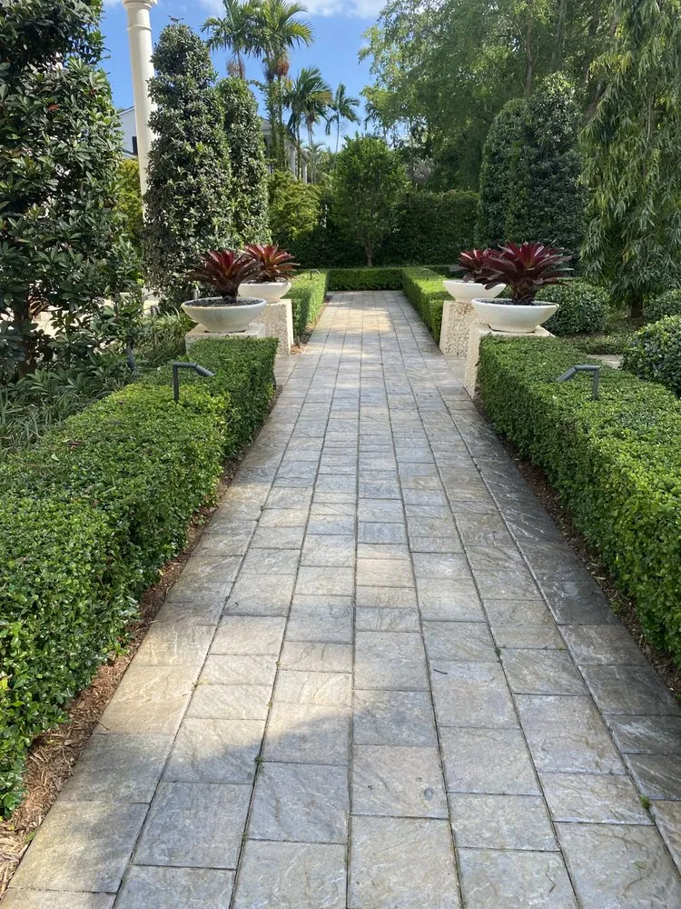 Affordable lawn mowing service in Fort Worth, TX - A & R Landscaping