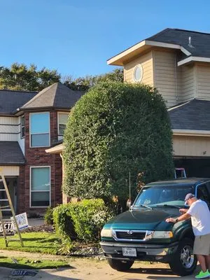 A & T Property Maintenance Logo