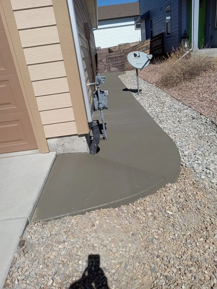 Local yard cleanup service with custom design across Colorado Springs, CO - A & Z