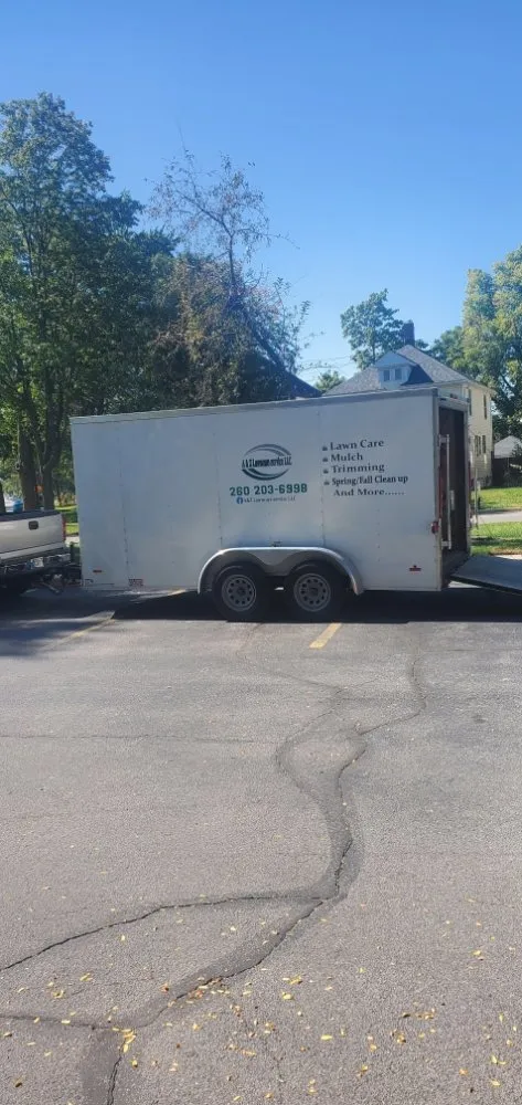 Custom yard cleanup service in Fort Wayne, IN by A & Z Lawn Care Services