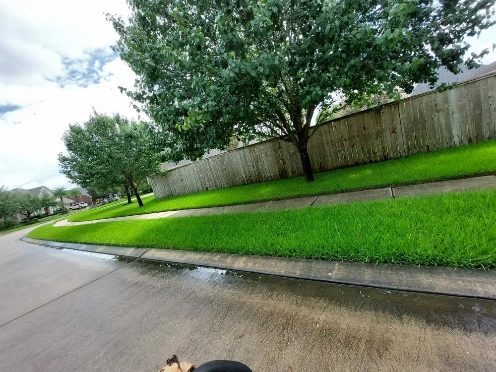 Trusted garden landscaping for residential properties across Dickinson, TX - A-1 Affordable Lawns