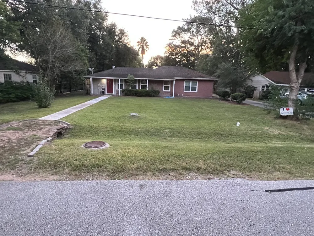 Local landscape design in Dickinson, TX by A-1 Affordable Lawns