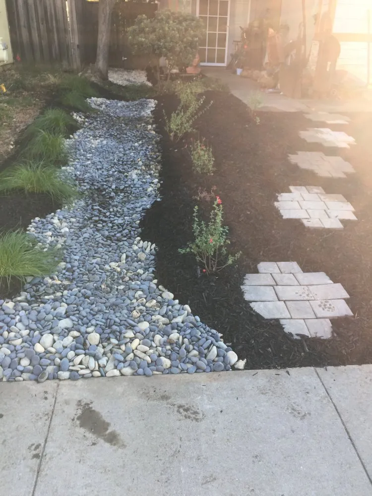 Top-rated garden landscaping in Dixon, CA - A-1 Landscaping & Yard Maintenance