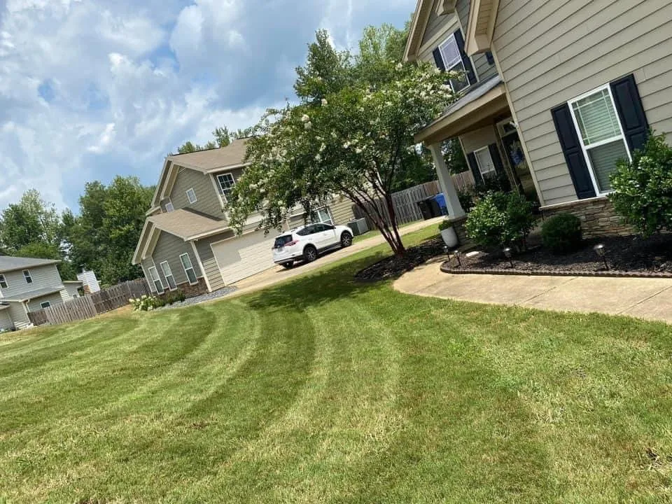 Expert lawn care service in Columbus, GA - A-1 Lawn Care