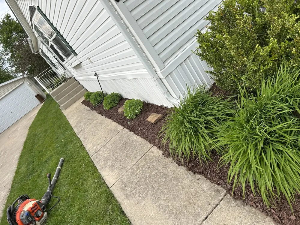Custom landscaping services experts serving Malta, IL - A-1 Munoz Landscaping