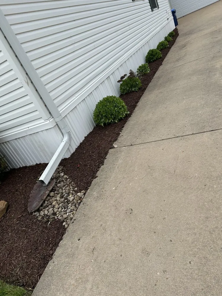 Affordable yard cleanup service experts serving Malta, IL - A-1 Munoz Landscaping