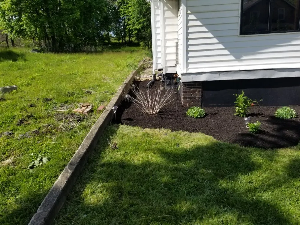 Local lawn mowing service near you across Youngstown, OH - A 1 Services Landscaping & Construction