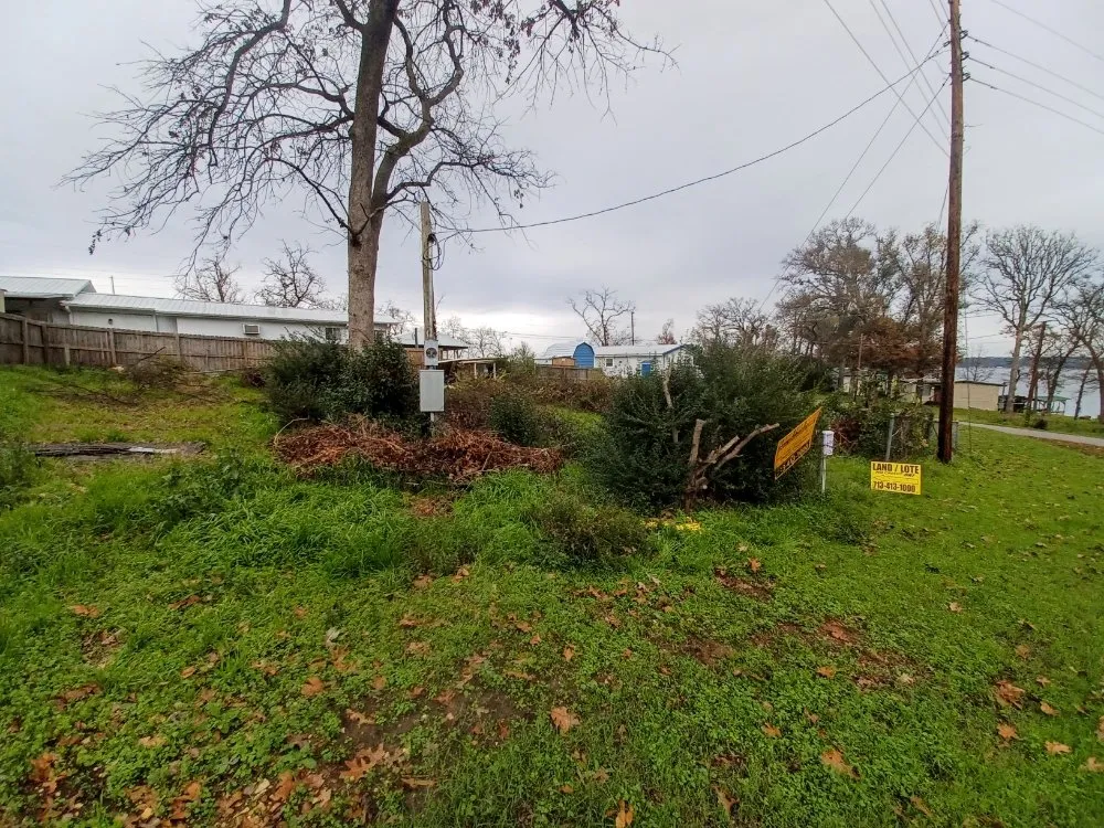 Professional residential landscaping in Kemp, TX by A-1 Trash Out & Lawn Services