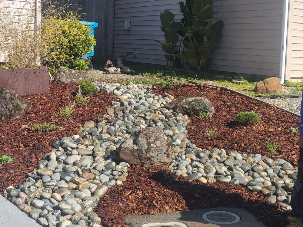 Expert outdoor landscaping in Vacaville, CA by A-2-Z Landscaping
