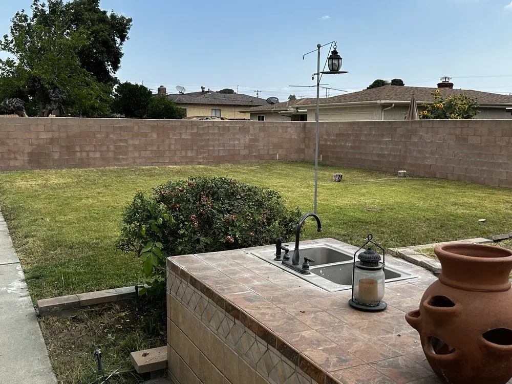 Local garden landscaping in Fontana, CA - A. Amezcua Landscaping