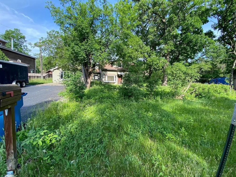 Professional landscape installation experts serving Joliet, IL - A and F Landscaping