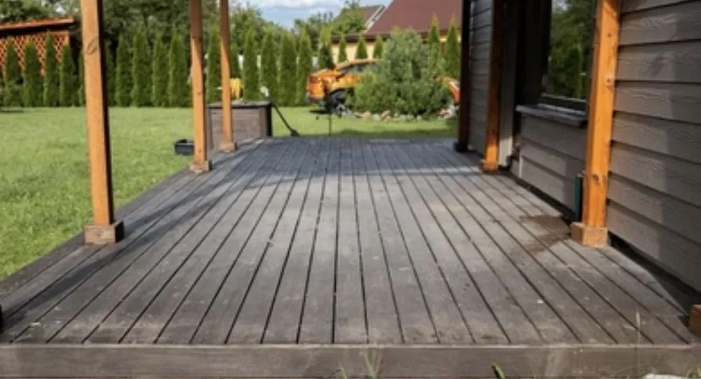 Top-rated lawn care service in Pennsauken Township, NJ by A and J General Services