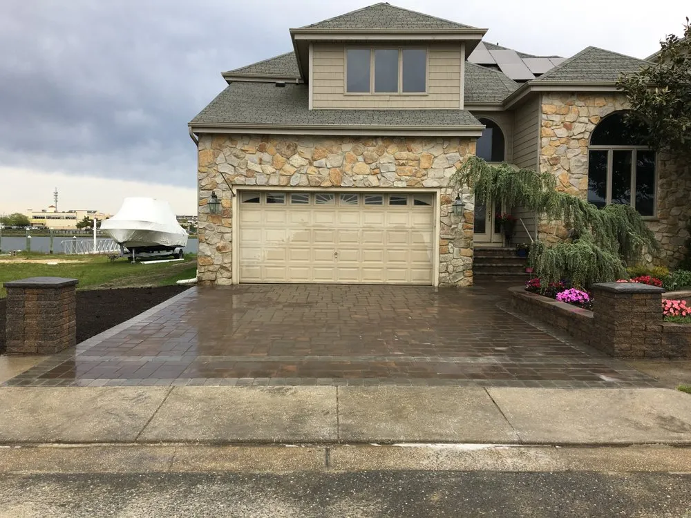 Reliable outdoor landscaping in Vineland, NJ by A and M Landscaping