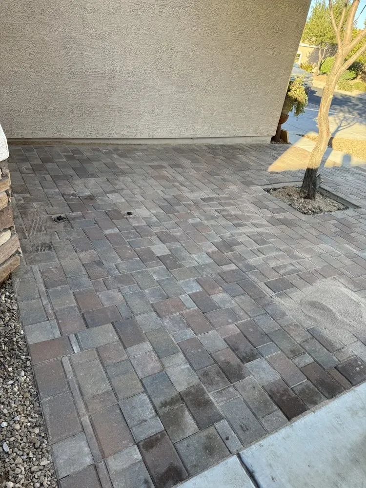Reliable yard maintenance in Casa Grande, AZ by A-aron Landscaping Maintenance