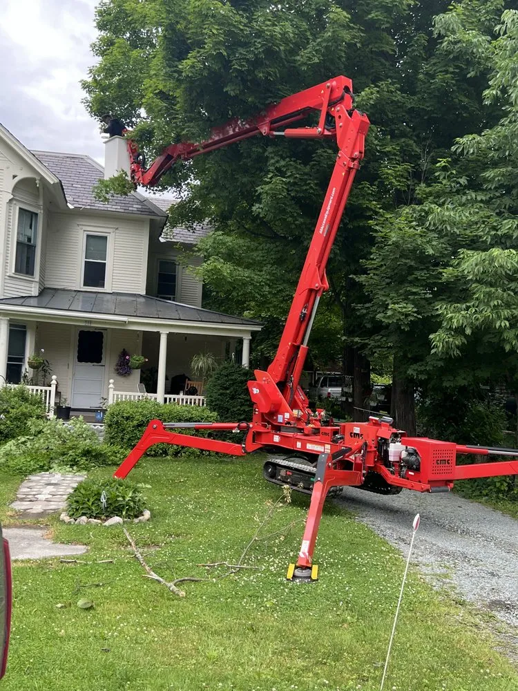 Custom garden landscaping for homes in Castleton, VT by A Bees Tree Service