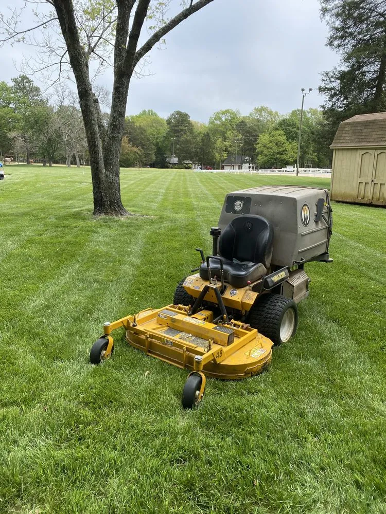 Professional lawn mowing service in Gastonia, NC - A Better Edge Lawn Care