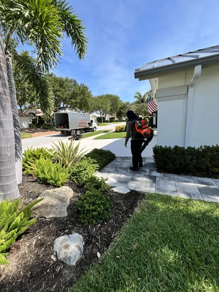 Professional residential landscaping for year-round maintenance across Jupiter, FL - A Better Landscape Service