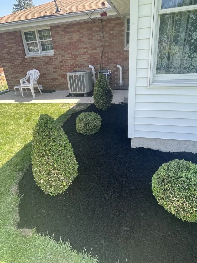 Local yard maintenance for homes across Middletown, OH - A Better Lawn care