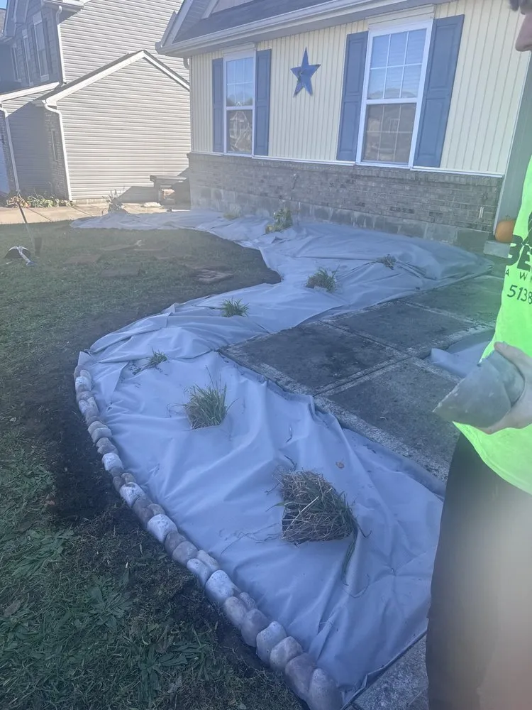 Affordable landscaping services with custom design in Middletown, OH by A Better Lawn care