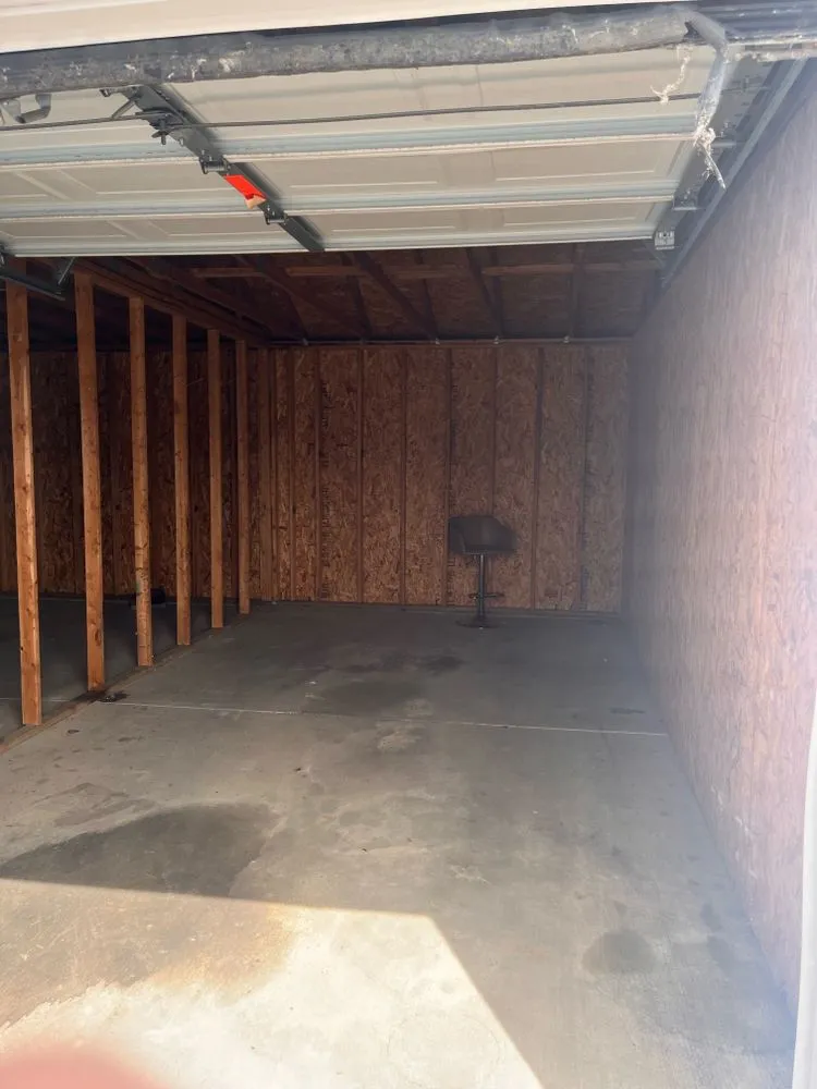 Trusted lawn care service experts serving Columbus, OH - A Bit Everything 614