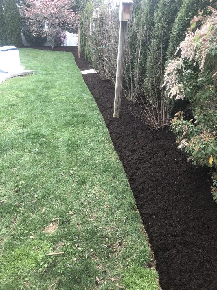 Expert yard maintenance in Carlisle, PA - A Brand New Leaf Landscaping