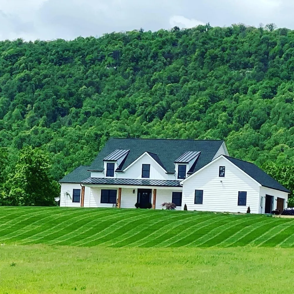 Expert landscape installation in Carlisle, PA - A Brand New Leaf Landscaping