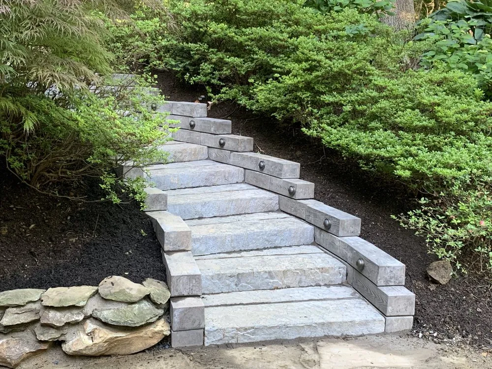 Expert lawn care service experts serving Mount Airy, MD - A Clean Creation