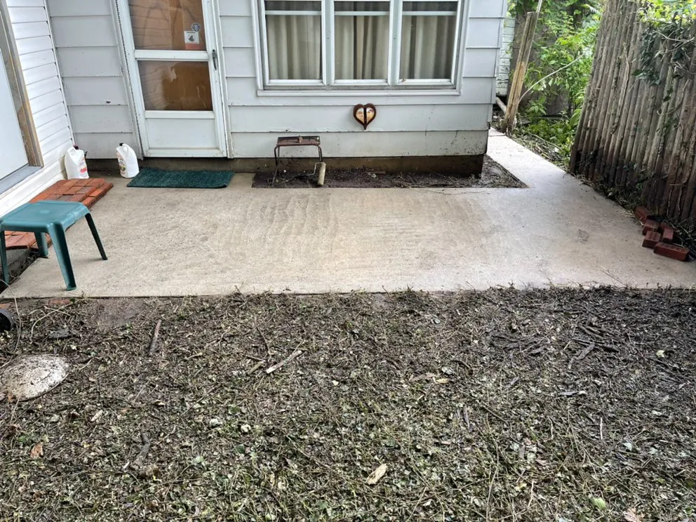 Top-rated yard cleanup service with custom design in Hedgesville, WV by A Clean Solution