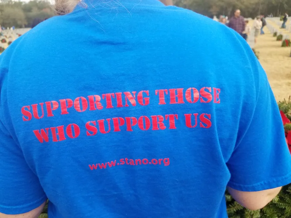 Top-rated garden landscaping for beautiful yards in Wesley Chapel, FL by A Complete Lawn Care