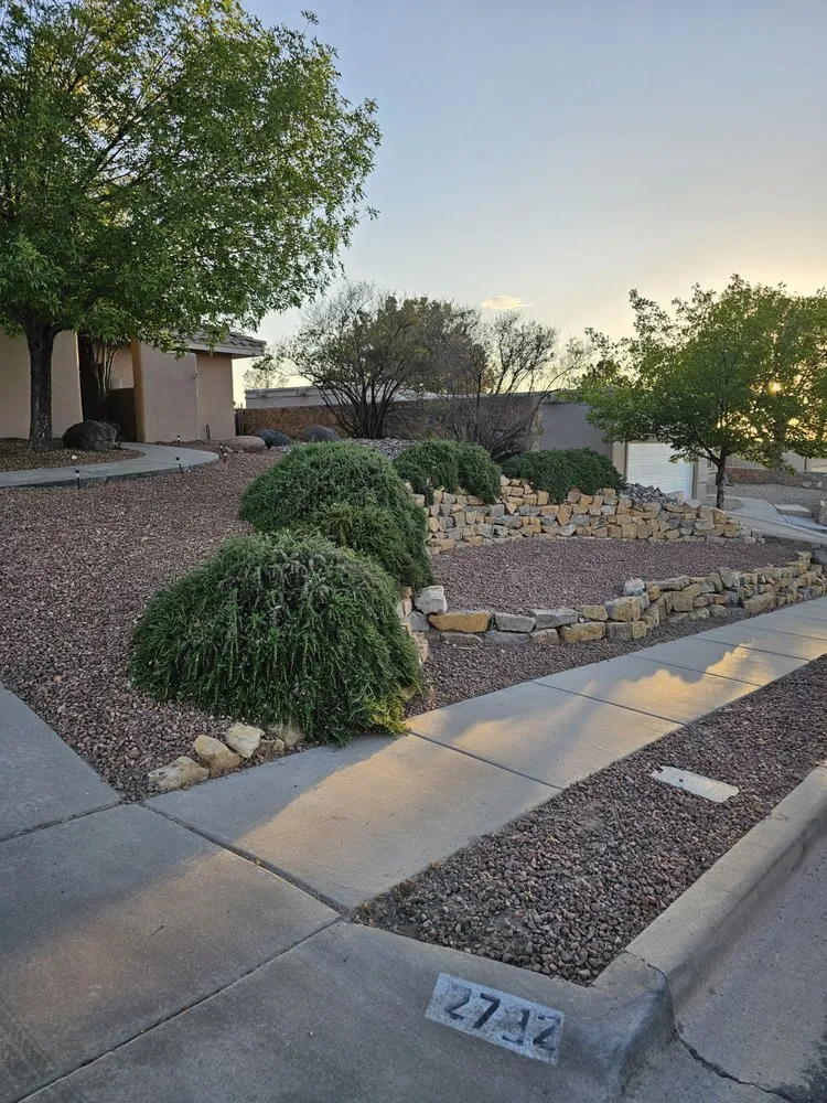 Custom landscape installation for year-round maintenance across Las Cruces, NM - A Cut Above Competition