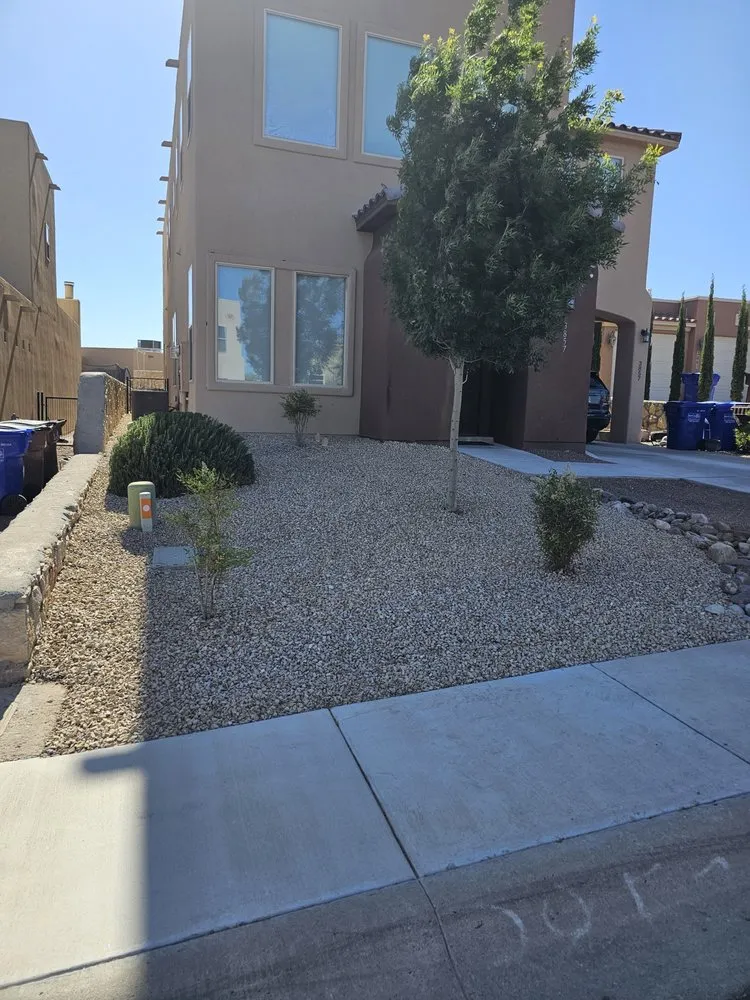 Top-rated lawn mowing service for residential properties across Las Cruces, NM - A Cut Above Competition