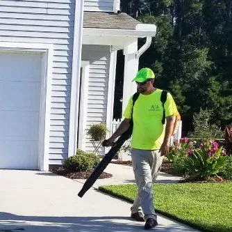 Affordable outdoor landscaping for homes in Huntersville, NC by A Cut Above Landscaping