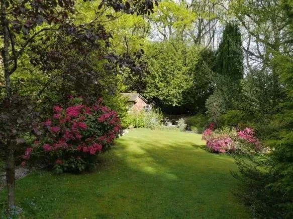 Expert lawn care service experts serving Quarryville, PA - A Cut Above Landscaping